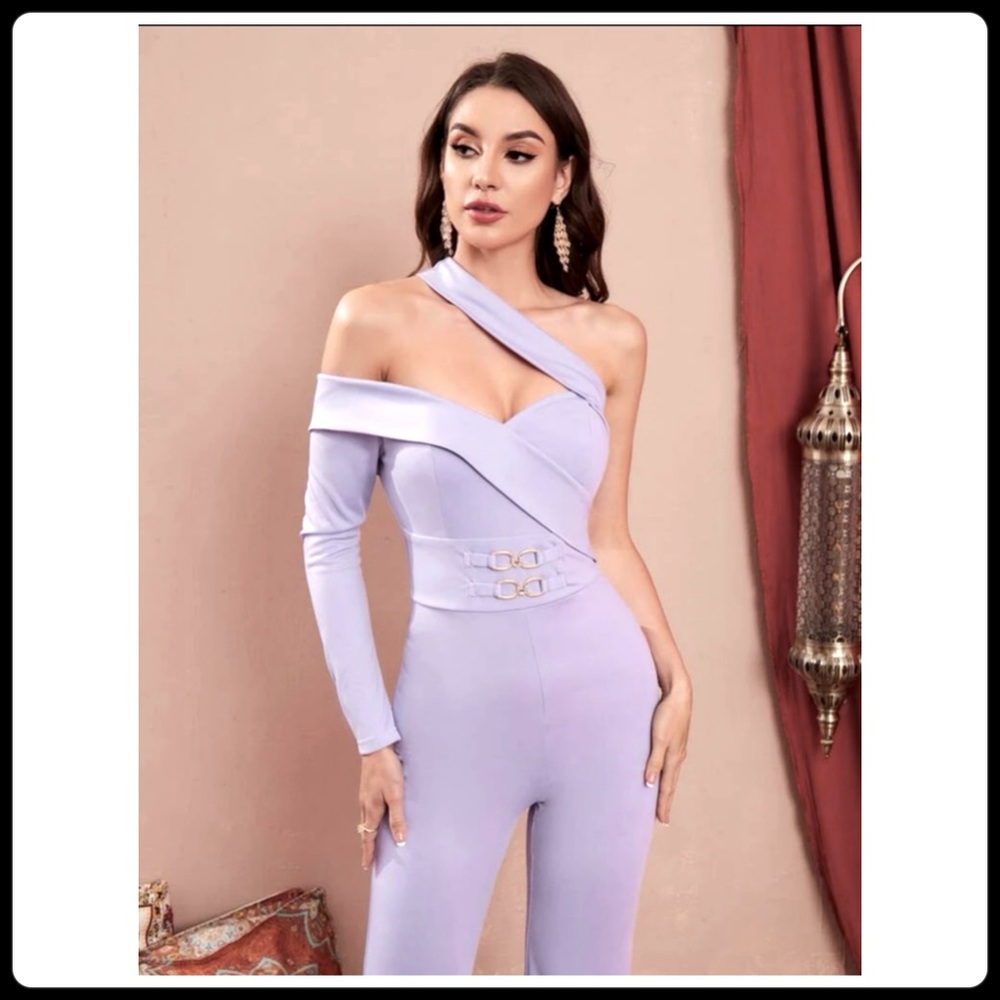 🎉HP 6/14🎉SHEIN Asymmetrical Neck Chain Detail Flare Leg Jumpsuit **Read Note